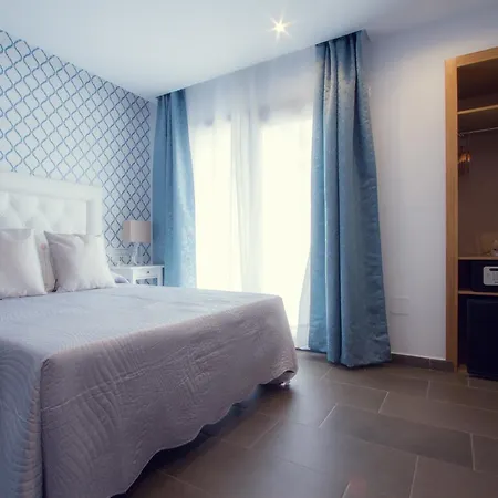 בית הארחה Pixel 3*